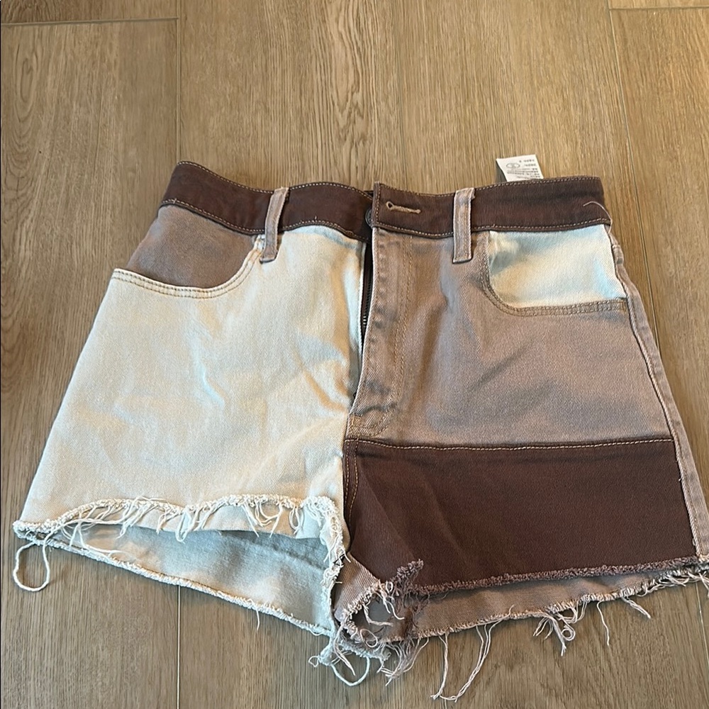 Two-Tone Patchwork Women’s Denim Shorts - Brown & Cream